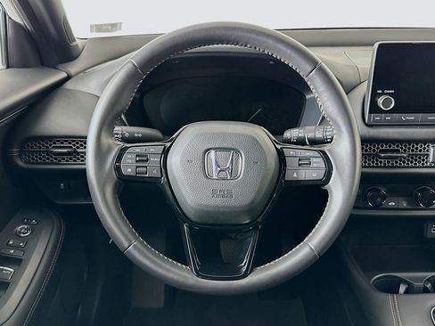 Used 2024 Honda HR-V Sport image 18