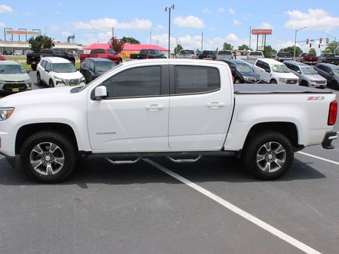 Used 2019 Chevrolet Colorado Z71 AWD/4WD image 5