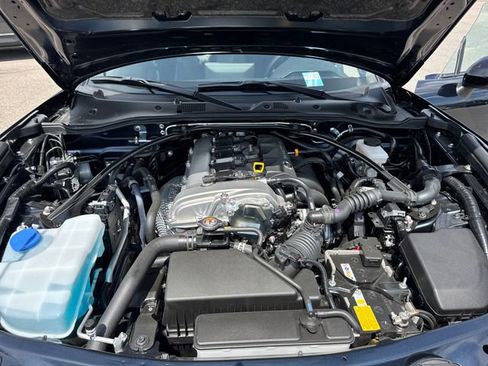 New 2026 MAZDA MX-5 Miata Club w/ Interior Package RWD image 22