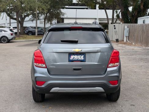 Used 2019 Chevrolet Trax LT w/ LT Convenience Package image 7