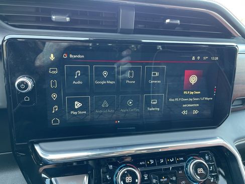 Used 2025 GMC Sierra 1500 Denali Ultimate image 10