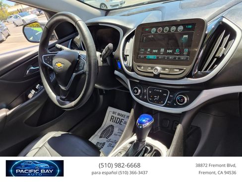Used 2016 Chevrolet Volt LT w/ Comfort Package FWD image 20