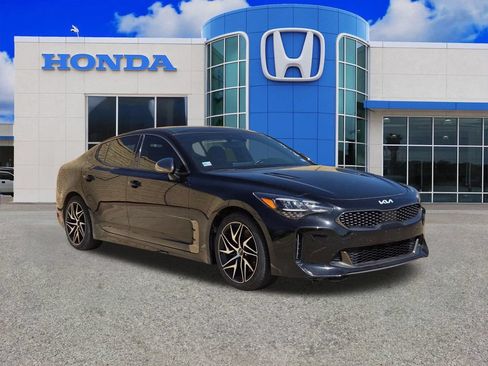 Used 2022 Kia Stinger GT-Line w/ Sun & Sound Package RWD image 8