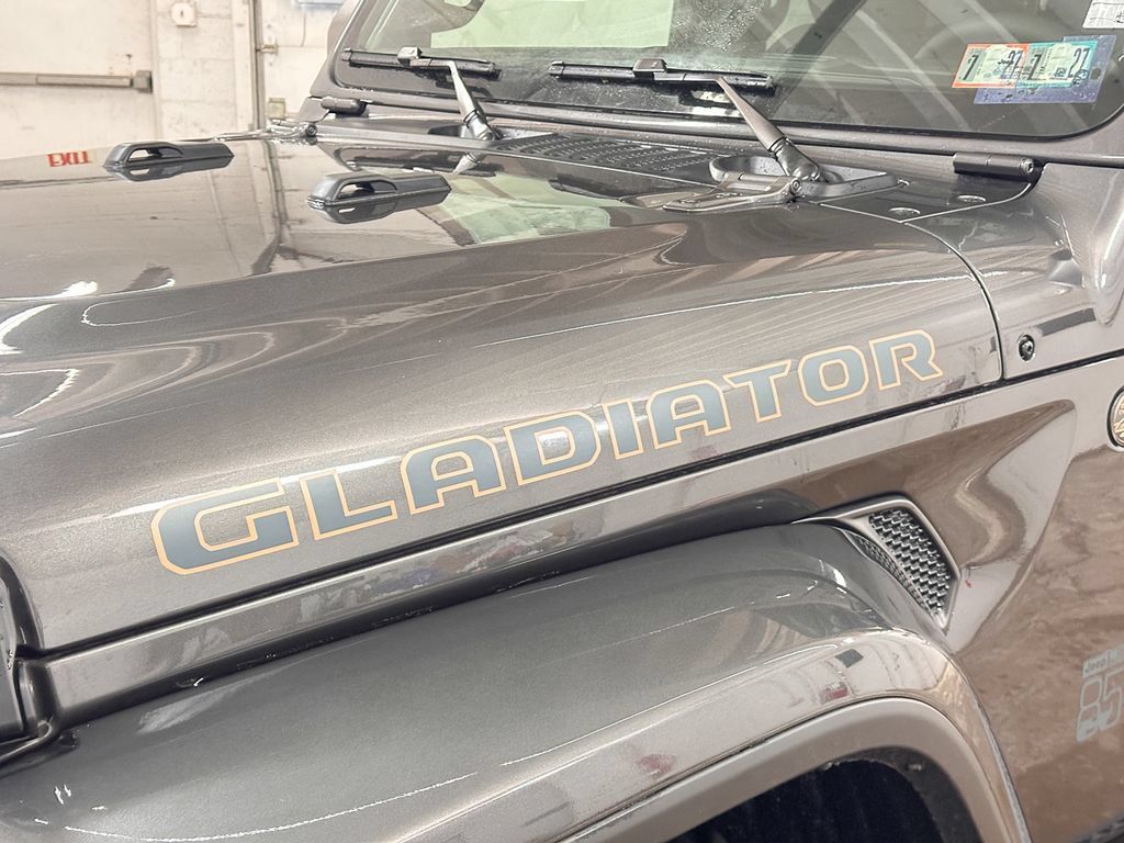 New 2026 Jeep Gladiator Sport AWD/4WD image 13