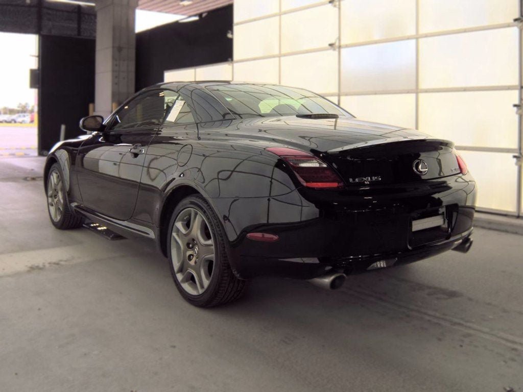 Used 2006 Lexus SC 430 Convertible w/ Preferred Accessory Pkg RWD image 4