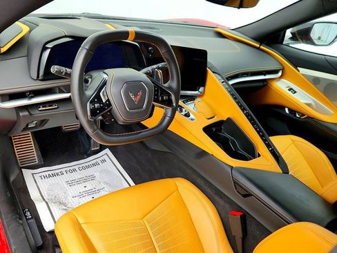 Used 2025 Chevrolet Corvette Stingray Preferred Cpe w/ Body-Color Dual Roof Package RWD image 13