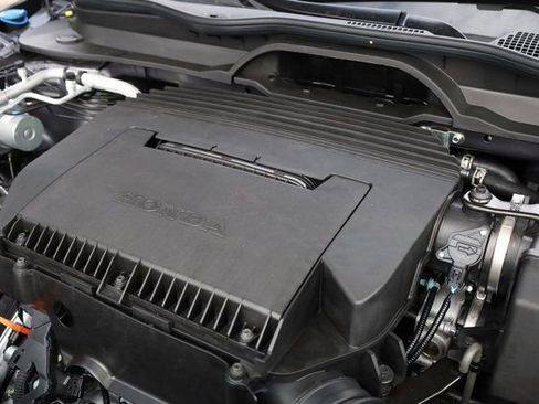 New 2025 Honda Pilot EX-L image 11