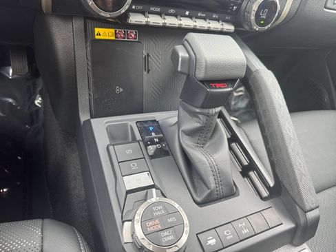 Used 2026 Toyota Tacoma TRD Off-Road w/ TRD Off Road Premium Package AWD/4WD image 23
