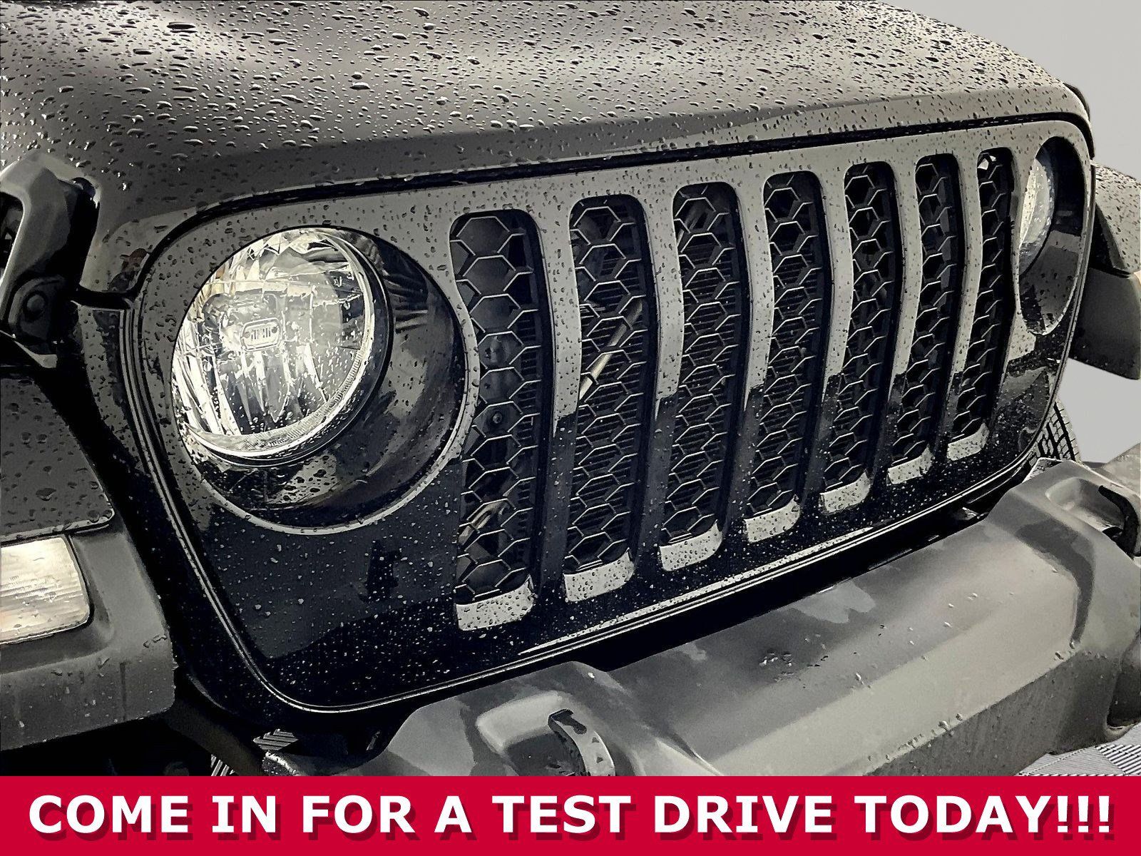 Used 2022 Jeep Gladiator Sport AWD/4WD image 31