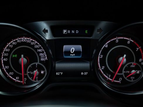 Used 2016 Mercedes-Benz SL 550 image 20