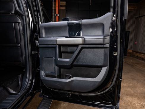 Used 2022 Ford F250 Platinum image 38