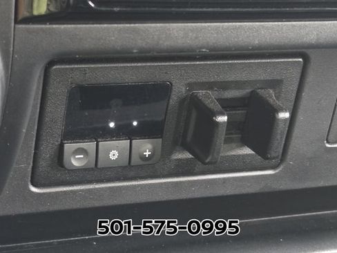 Used 2022 Nissan Titan PRO-4X w/ Pro-4x Utility Package AWD/4WD image 23