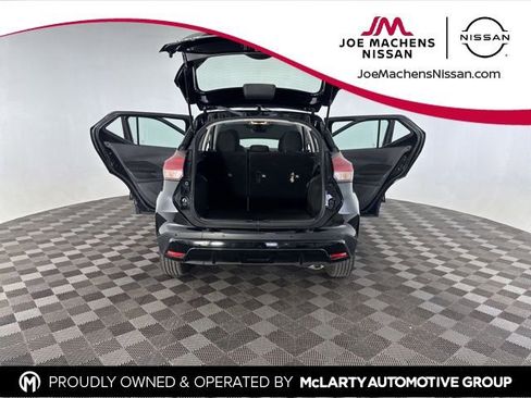 Certified 2021 Nissan Kicks S image 15