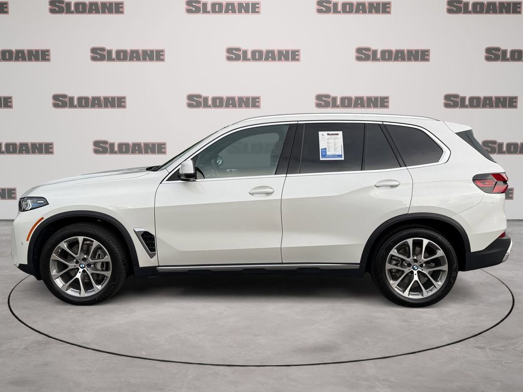 Used 2026 BMW X5 xDrive40i AWD/4WD image 2
