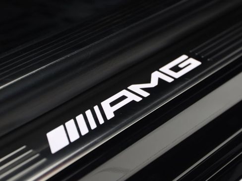 Used 2019 Mercedes-Benz S 63 AMG S 4MATIC Sedan image 17