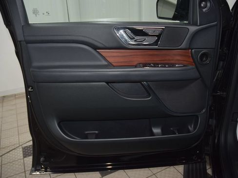 Used 2024 Lincoln Navigator L 4WD image 48