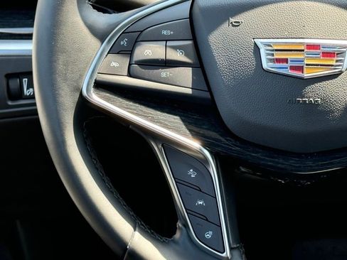 Certified 2025 Cadillac XT5 Premium Luxury w/ Technology Package AWD/4WD image 27