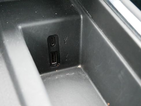 Used 2025 GMC Acadia Elevation w/ Elevation Premium Package image 21