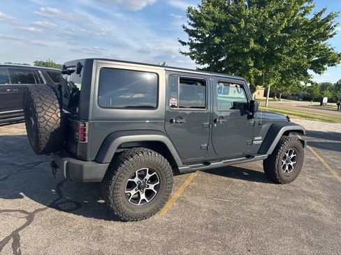 Used 2017 Jeep Wrangler Unlimited Sport w/ Quick Order Package 24S AWD/4WD image 5