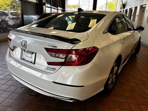 Used 2022 Honda Accord Sport image 10