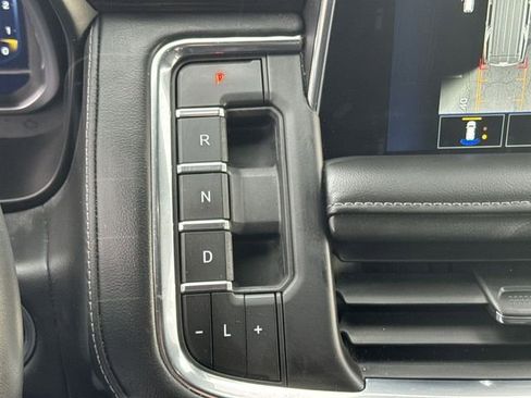 Certified 2024 Chevrolet Tahoe Z71 w/ Luxury Package image 15