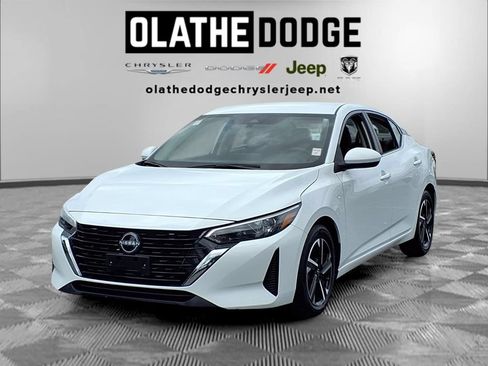 Used 2024 Nissan Sentra SV FWD image 1