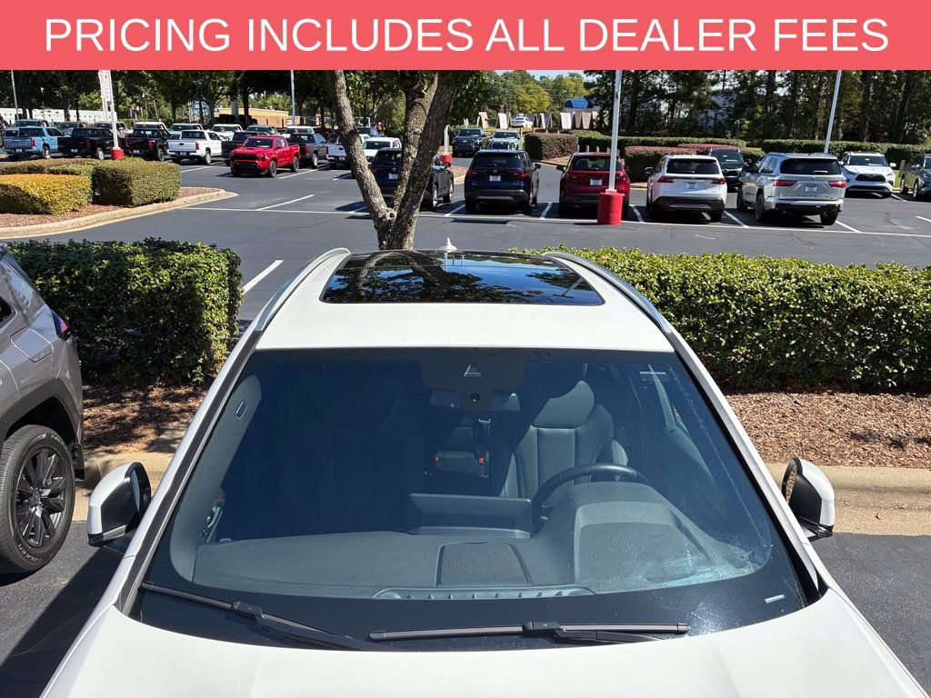 Used 2023 BMW X3 xDrive30i w/ Premium Package AWD/4WD image 3