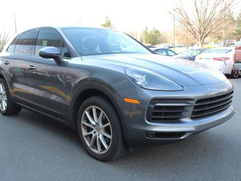 Used 2020 Porsche Cayenne image 9