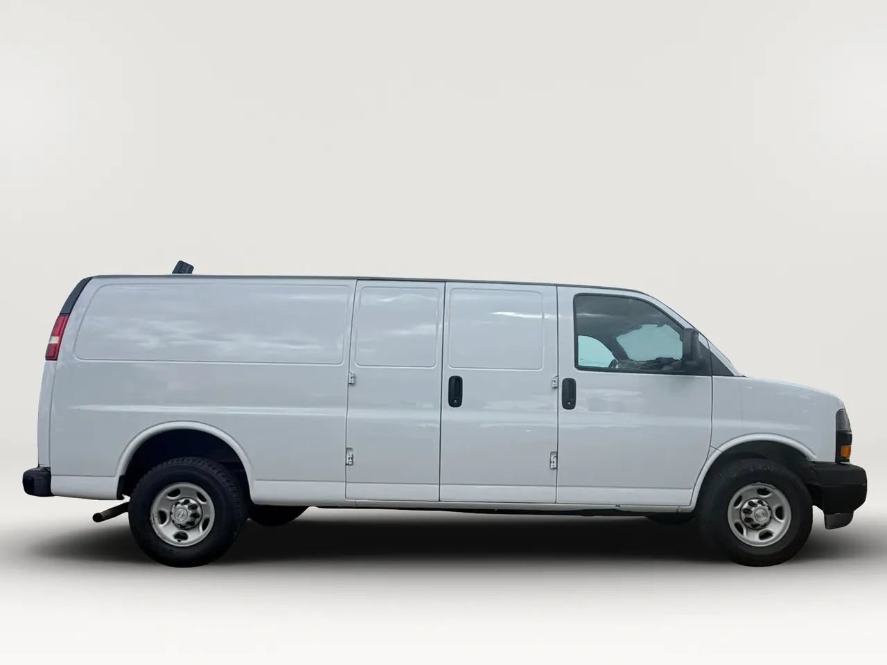Used 2020 Chevrolet Express 2500 Extended w/ Driver Convenience Package RWD image 12