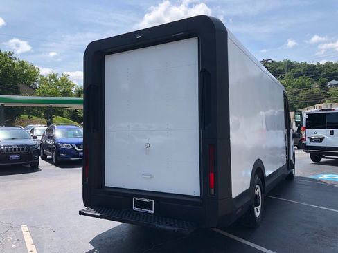 Used 2023 Chevrolet Brightdrop 600 w/ Active Safety Package 2 AWD/4WD image 6