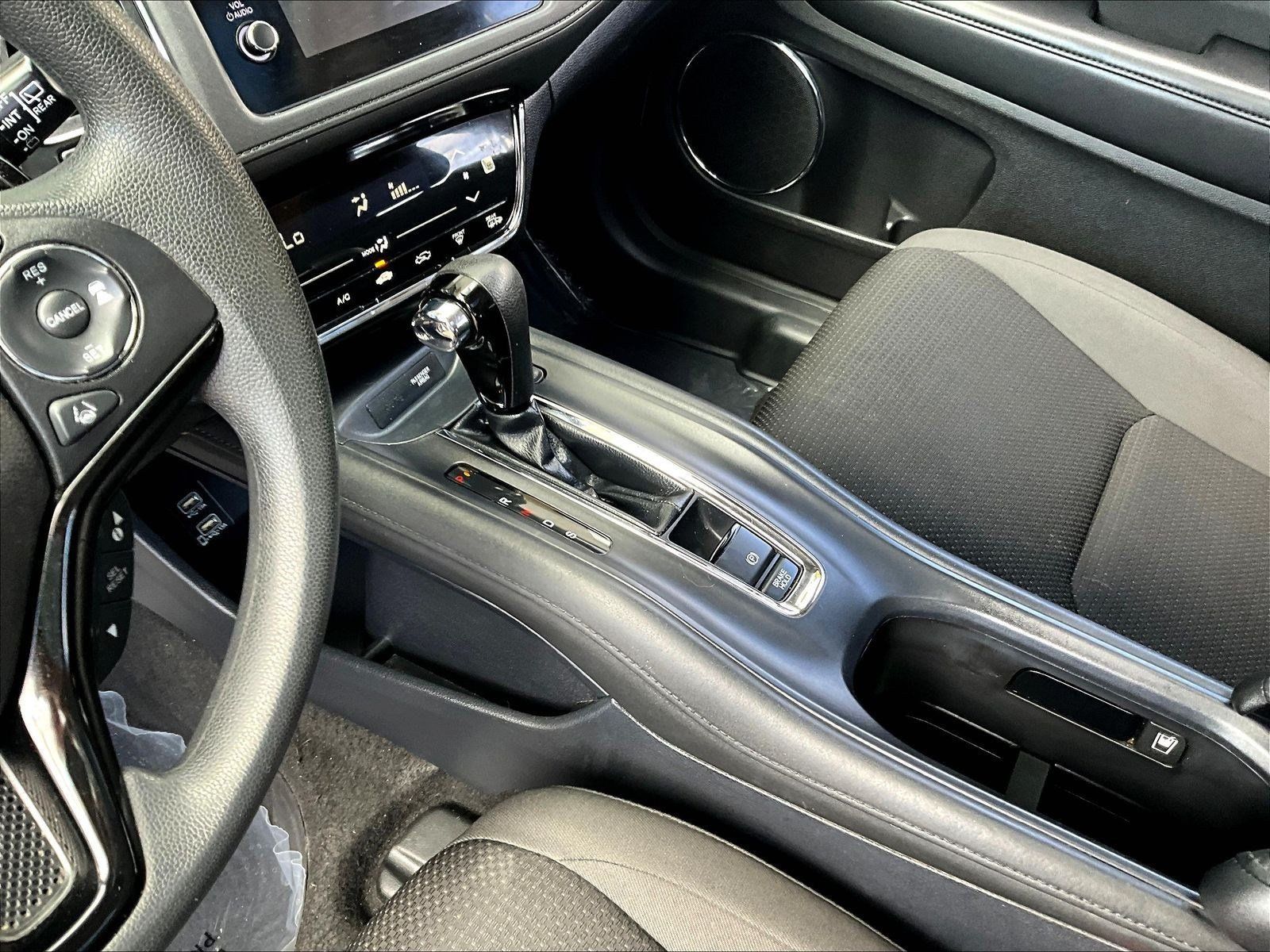 Used 2021 Honda HR-V EX image 17