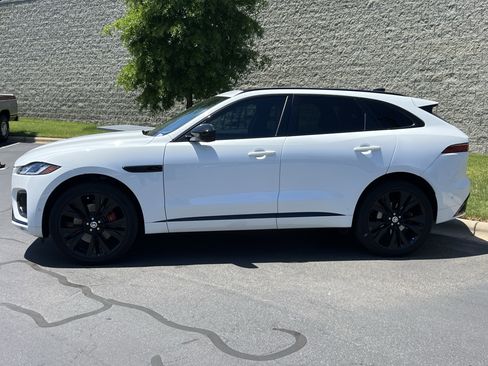 Certified 2026 Jaguar F-PACE R-Dynamic S AWD/4WD image 4