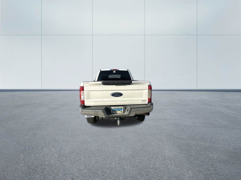 Used 2017 Ford F250 XLT AWD/4WD image 7
