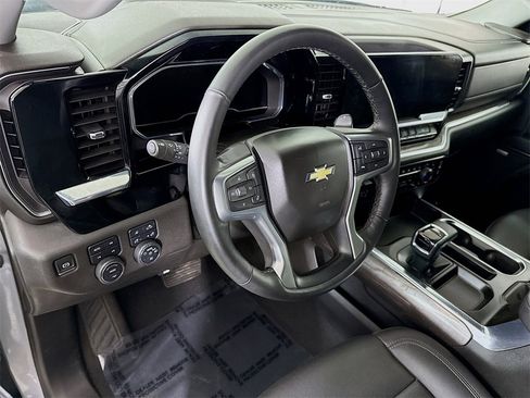 Used 2024 Chevrolet Silverado 1500 LTZ w/ LTZ Convenience Package II image 19