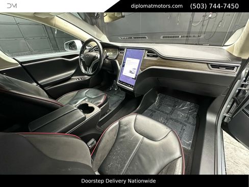Used 2014 Tesla Model S image 19