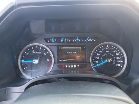 Used 2019 Ford F250 XLT w/ XLT Value Package image 13