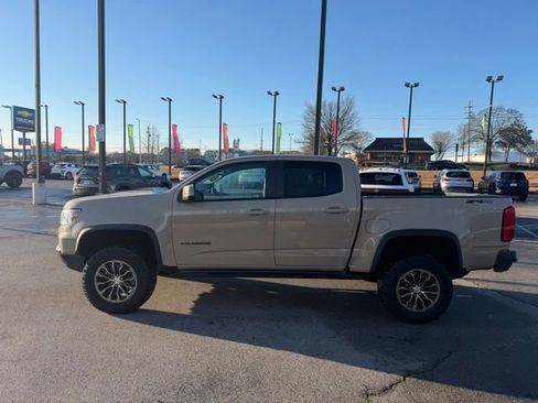 Used 2022 Chevrolet Colorado ZR2 image 7