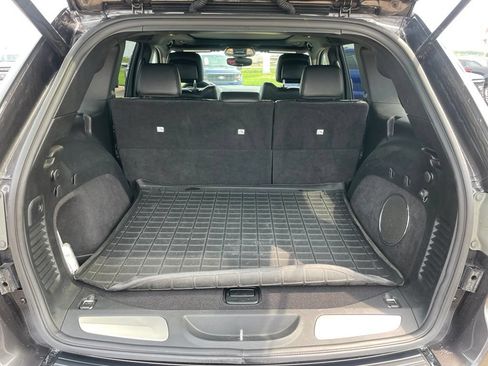 Used 2019 Jeep Grand Cherokee Limited w/ Luxury Group II AWD/4WD image 30