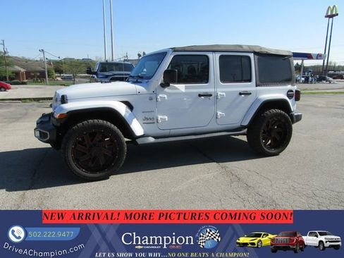 Used 2021 Jeep Wrangler Unlimited Sahara image 1