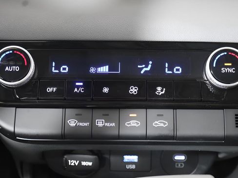 New 2025 Hyundai Elantra Blue image 25