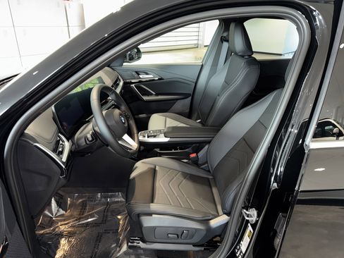 New 2026 BMW X1 xDrive28i w/ Technology Package image 17