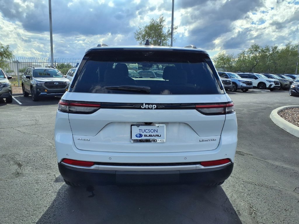 Used 2026 Jeep Grand Cherokee Limited w/ Luxury Tech Group II AWD/4WD image 12