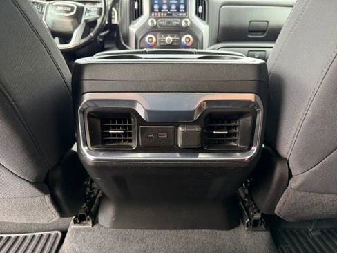 Used 2021 GMC Sierra 1500 Elevation w/ Preferred Package AWD/4WD image 17