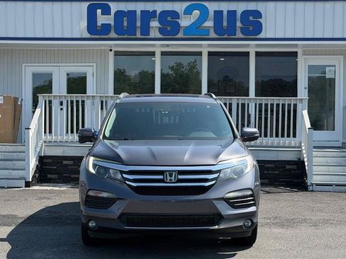 Used 2017 Honda Pilot Touring image 10