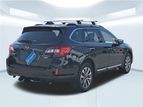 Used 2017 Subaru Outback 3.6R Touring w/ Popular Package #5A image 6