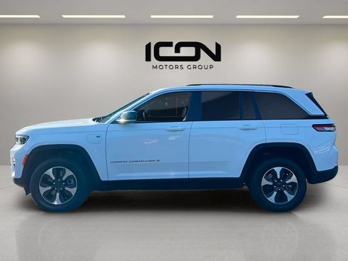 Used 2024 Jeep Grand Cherokee Limited 4xe AWD/4WD image 2