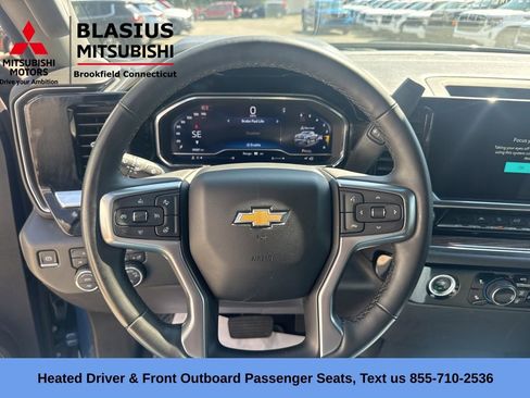 Used 2024 Chevrolet Silverado 1500 LT AWD/4WD image 25