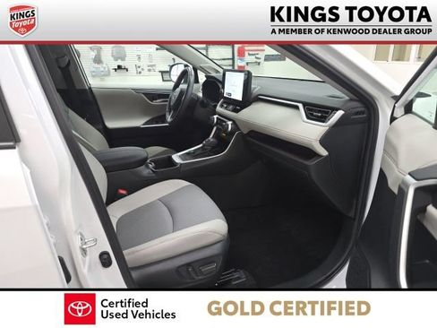 Certified 2023 Toyota RAV4 Limited AWD/4WD image 6
