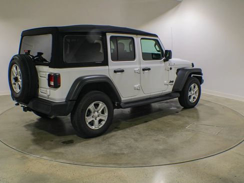 Used 2021 Jeep Wrangler Unlimited Sport AWD/4WD image 6