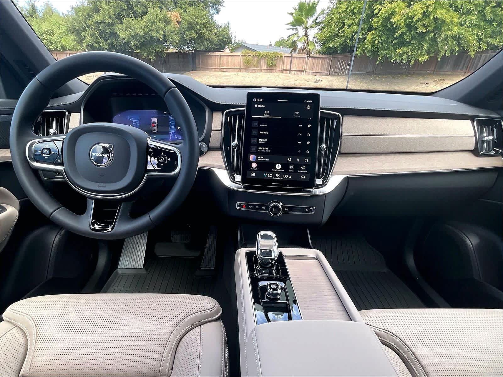 New 2027 Volvo XC90 B6 Ultra AWD/4WD image 7